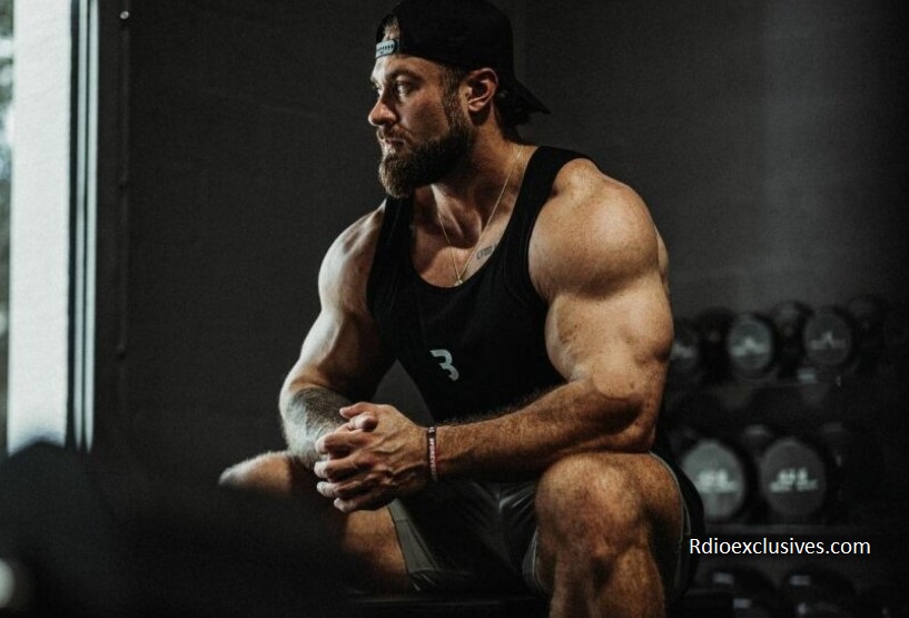Chris Bumstead Net Worth 2023 Life, Bios, Earrings And More